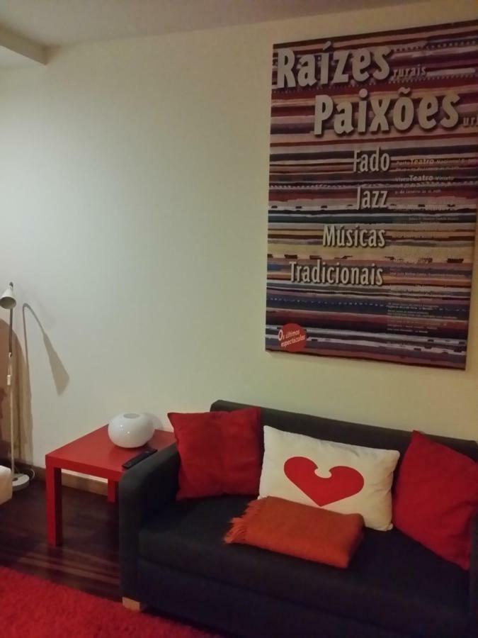 Cellars Flat Apartment บีลาโนวาเดกายา ภายนอก รูปภาพ