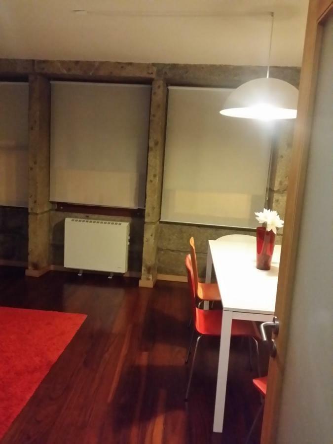 Cellars Flat Apartment บีลาโนวาเดกายา ภายนอก รูปภาพ