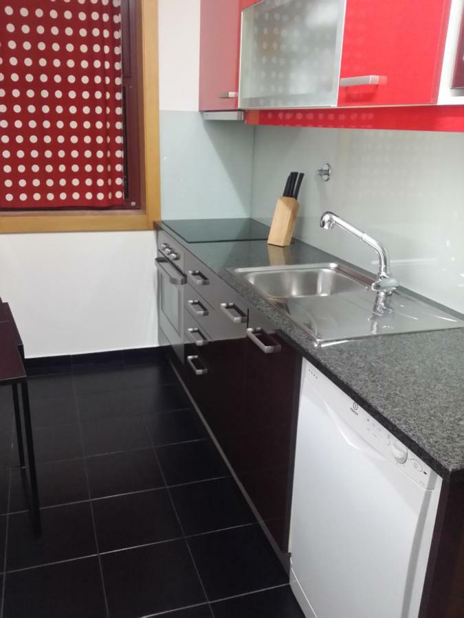 Cellars Flat Apartment บีลาโนวาเดกายา ภายนอก รูปภาพ